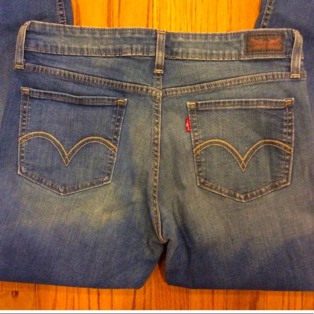 Levi’s 518 jeans 📍📍 3 for $20 📍📍